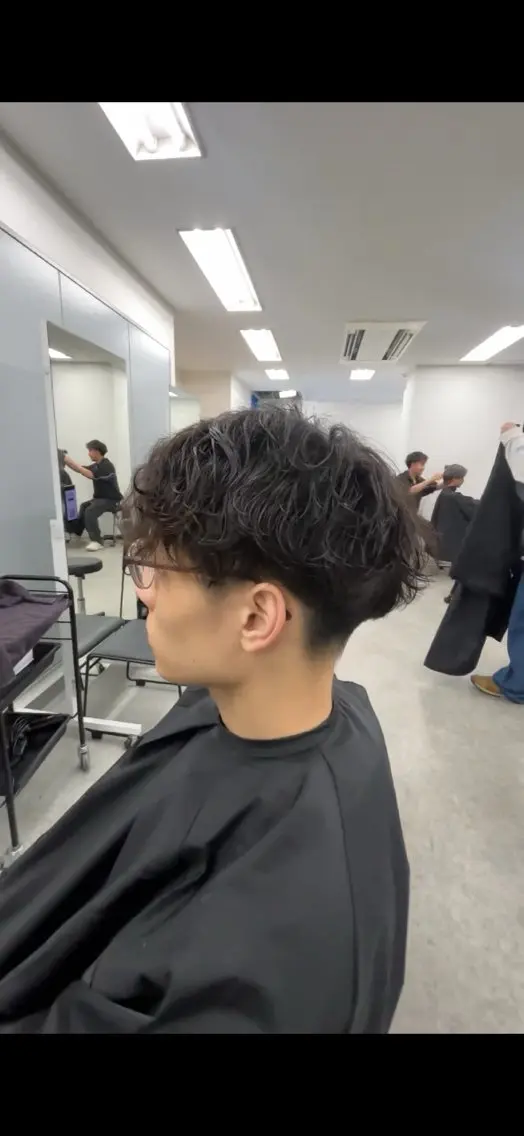 パーマ メンズ カット パーマ 短髪スタイル特化🔥 メグルのヘアスタイル