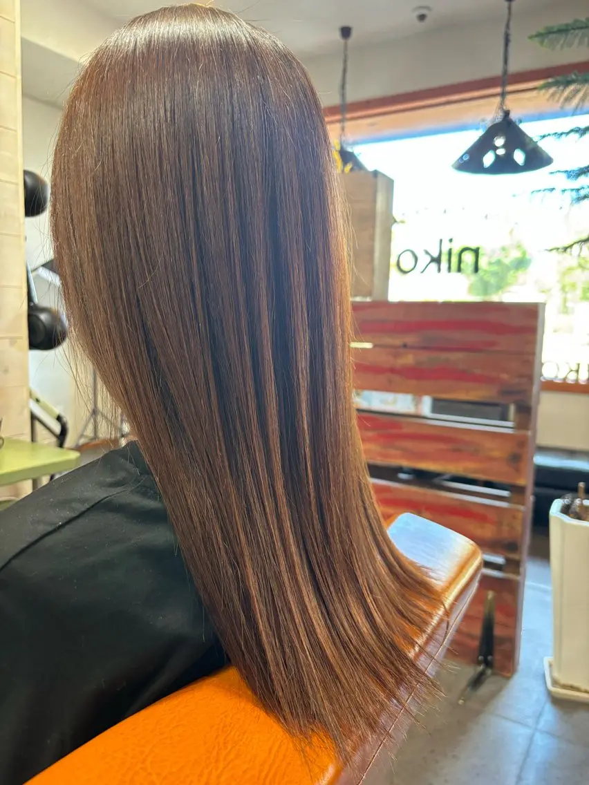 ロング カラー ブラウンカラー オレンジ オレンジブラウン 志岐 彩香のヘアスタイル