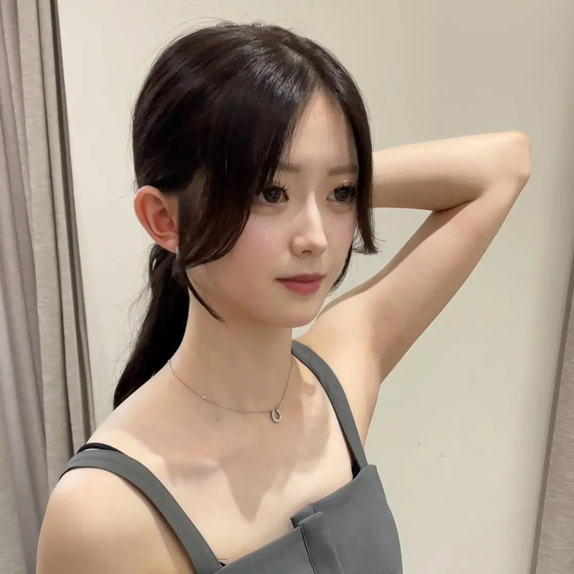 セミロング ハッシュカット🖤✨ 顔周り/韓国ヘアのヘアスタイル