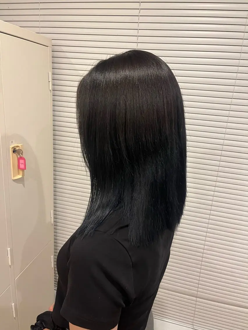 カラー CHIE🪐 《チエ》のヘアスタイル
