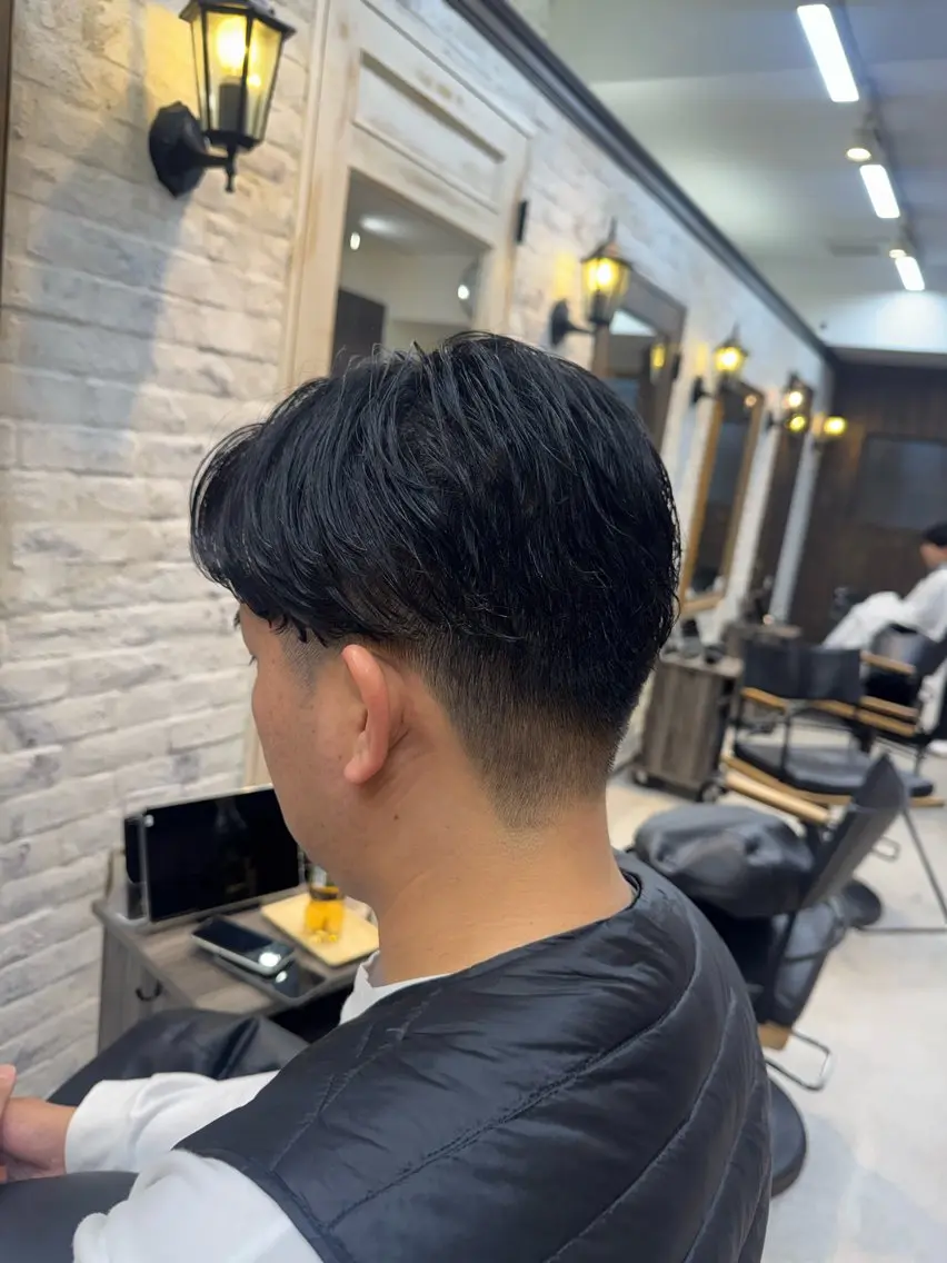 パーマ メンズ パーマ 西出 茉燦のヘアスタイル