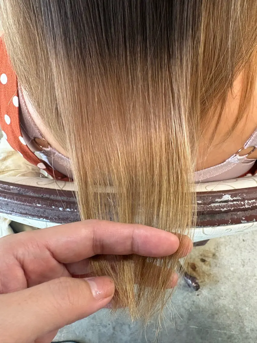 セミロング チャプター 那覇のヘアスタイル
