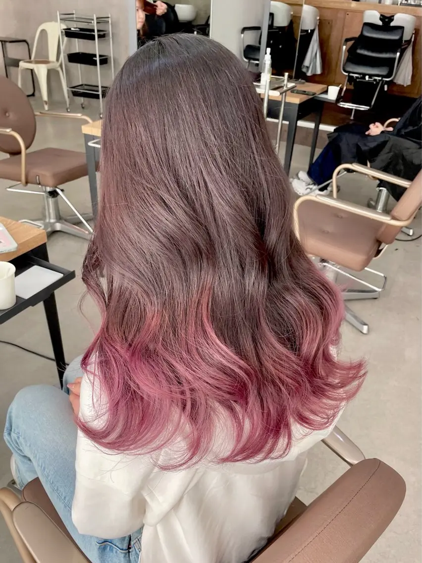 セミロング ヘアカラー 横山 奈央のヘアスタイル