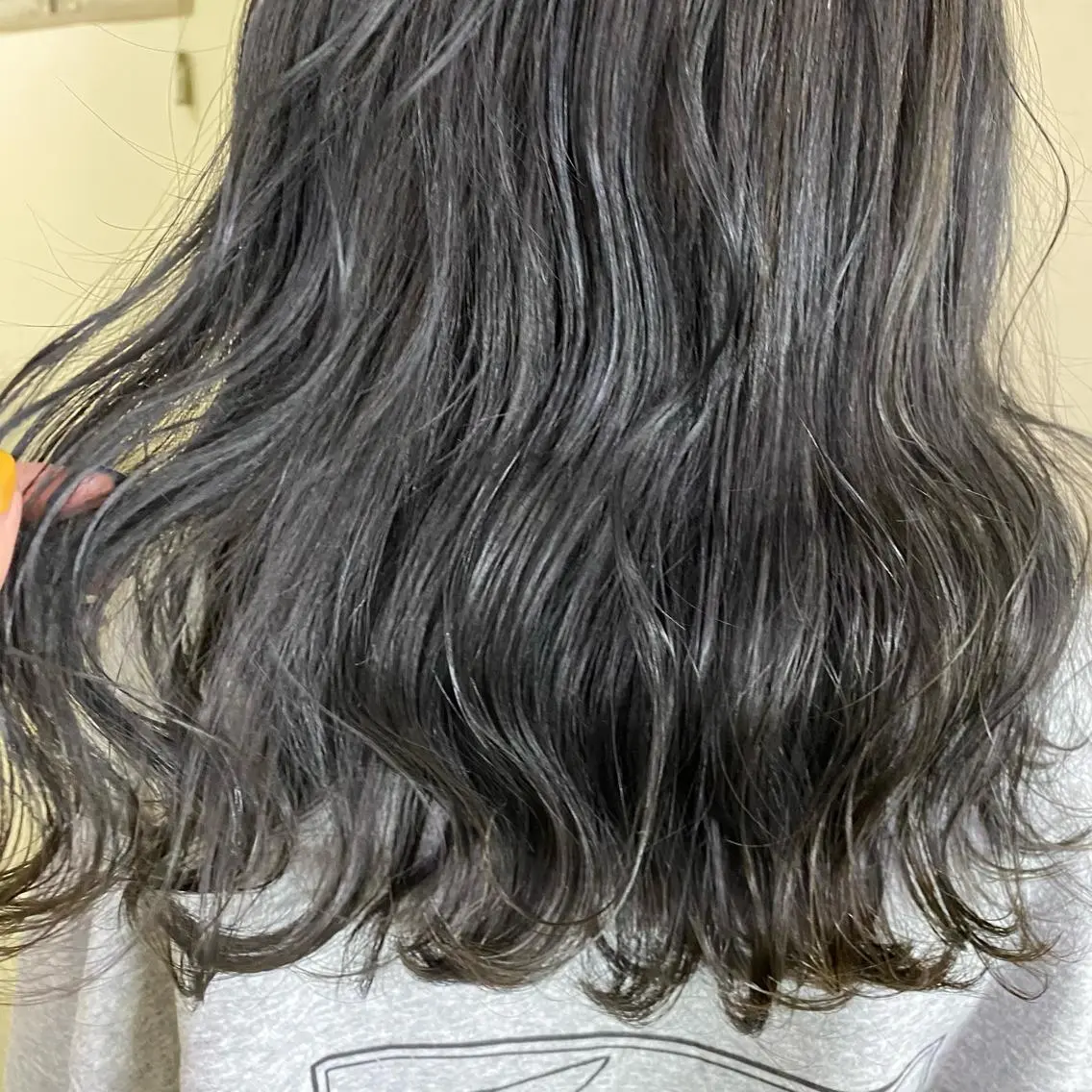 ミディアム 清村 和音のヘアスタイル