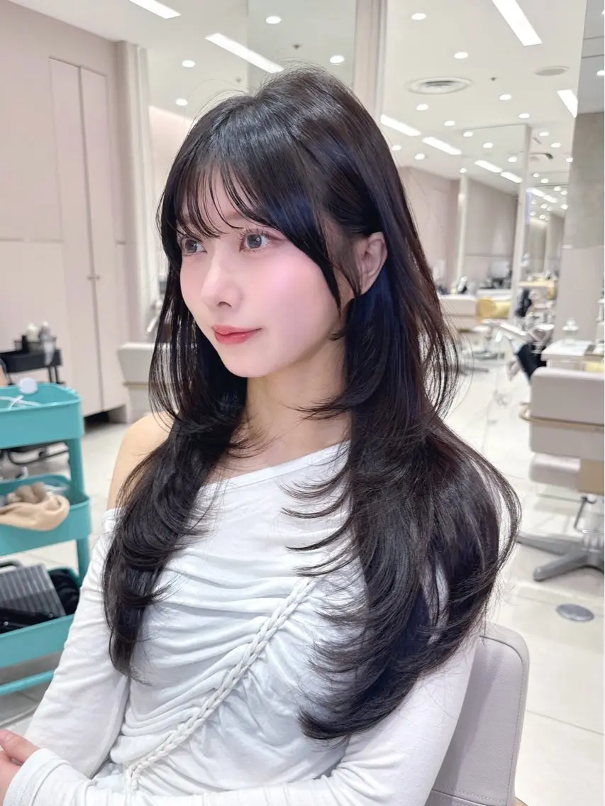 セミロング カラー カット ヘアカラー トリートメント ヘッドスパ ヘアセット 韓国ヘア/レイヤー/ 顔まわり/りょーとのヘアスタイル