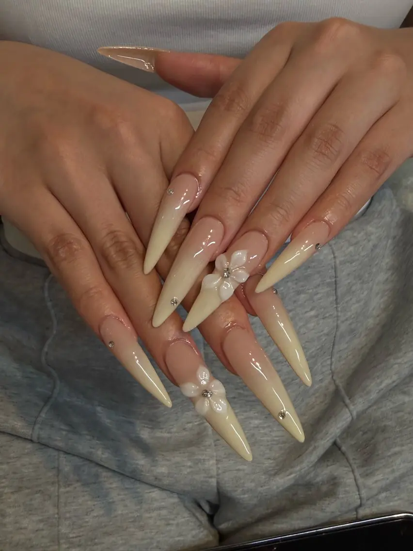 ネイル ハンドネイル Primavera 新横浜🤍美フォルムのネイルデザイン