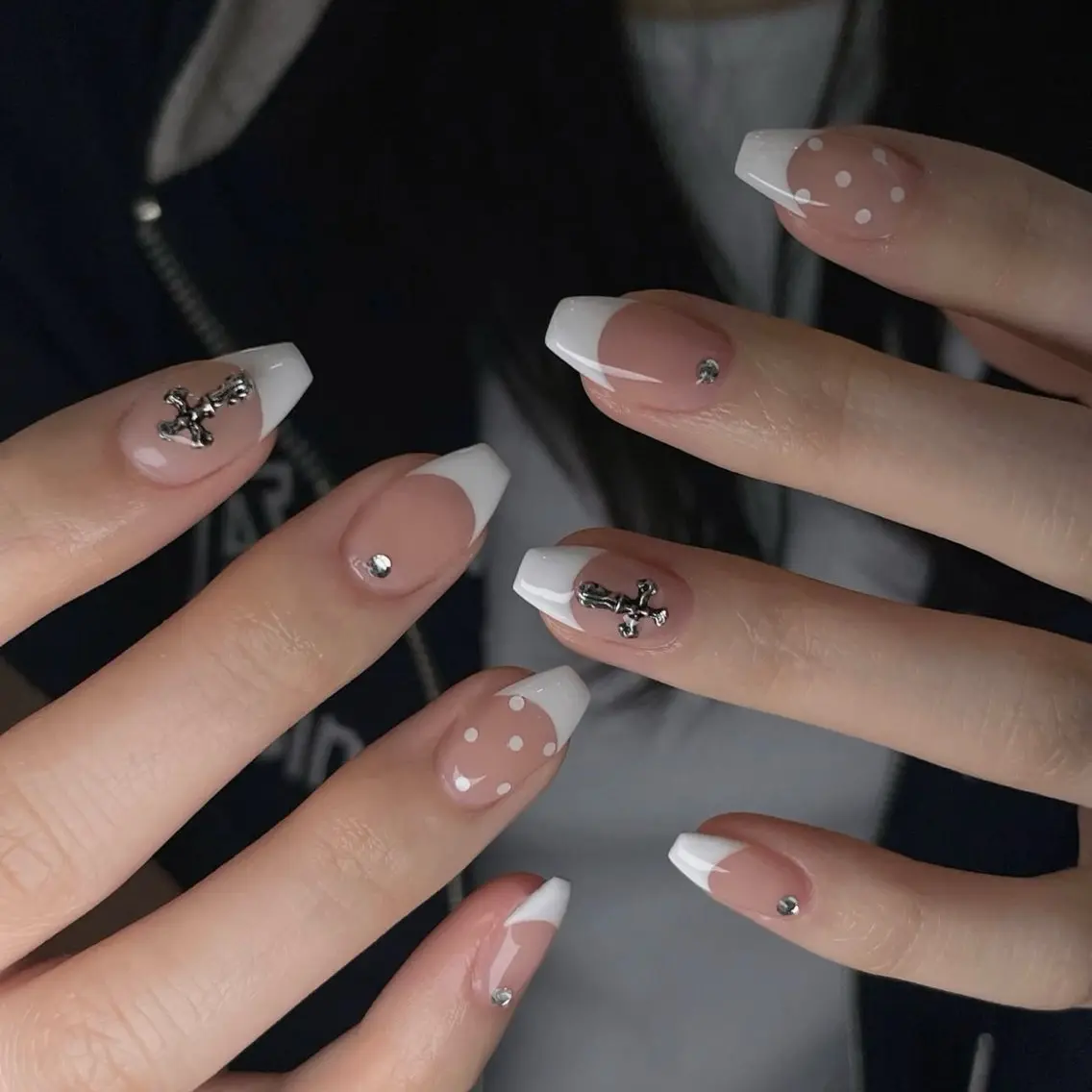 ネイル キラキラネイル 韓国ネイル 水色 マグネットネイル ミラーネイル ハンドネイル Akina Nail 亀戸のネイルデザイン
