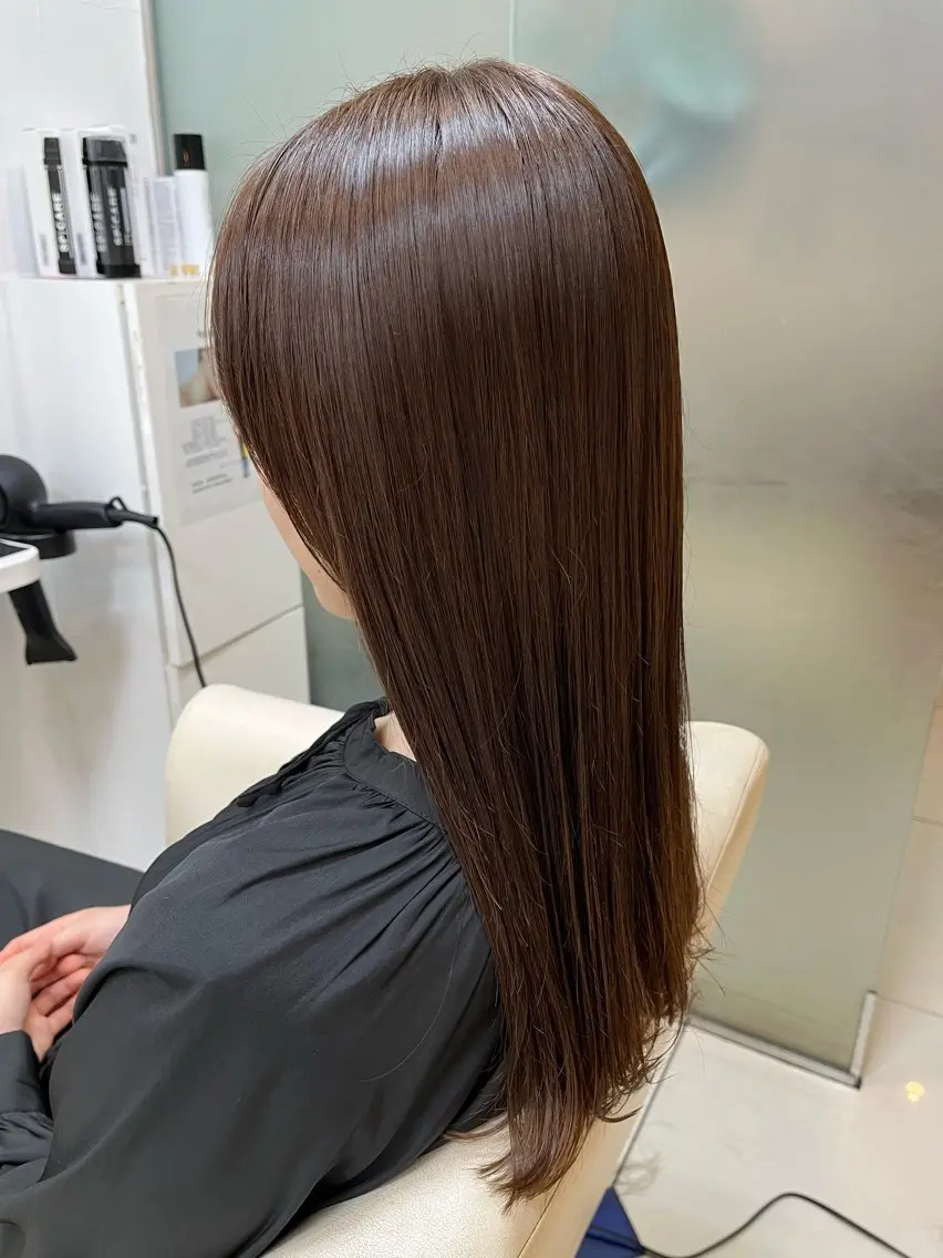 セミロング カラー ベージュカラー 柳川 玲也のヘアスタイル