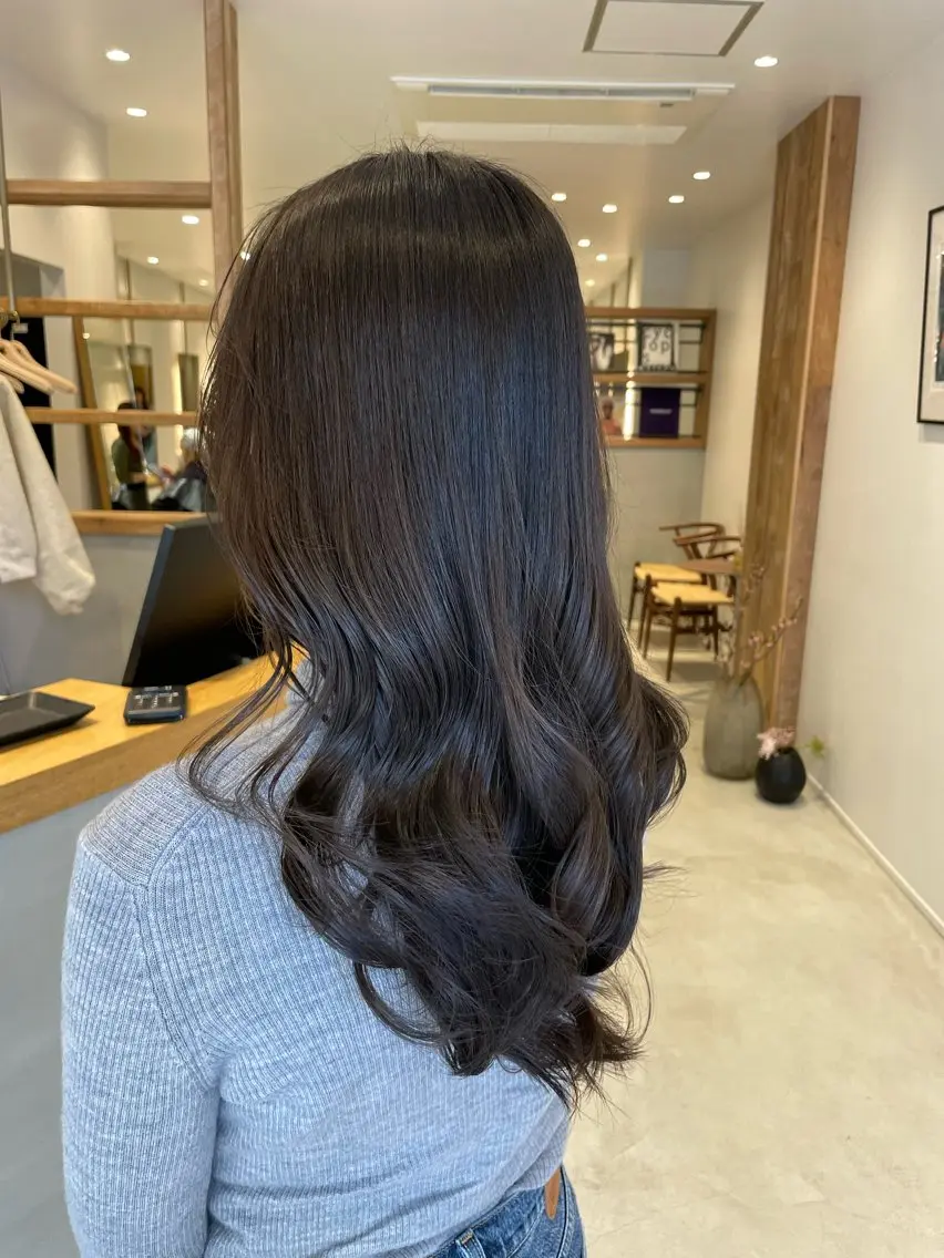 セミロング カラー ブラウンカラー オリーブブラウン オリーブカラー カット ヘアカラー 大石 陽菜のヘアスタイル