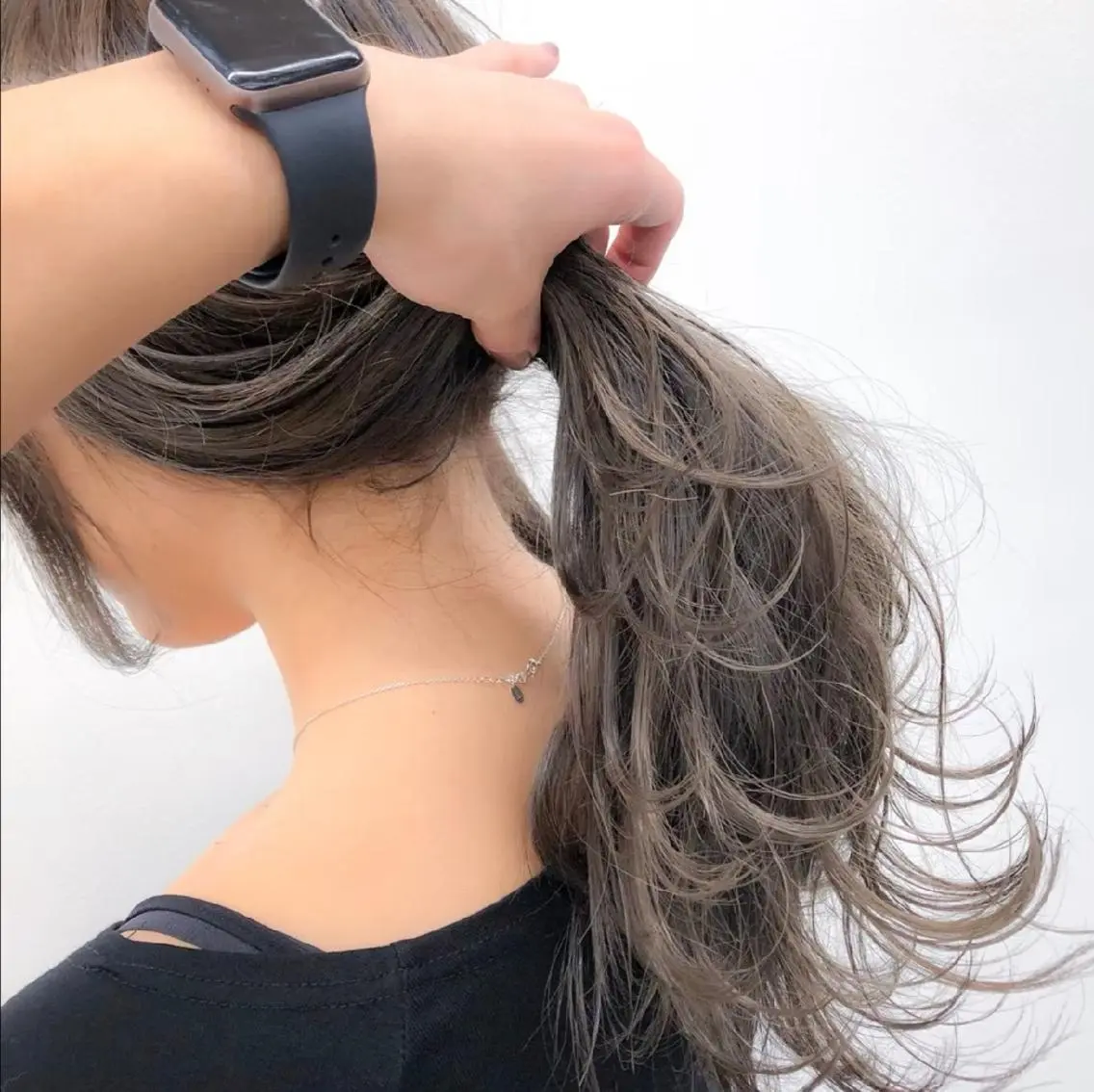 セミロング カラー 🤍💕ブリーチカラ ーAyaka💕🤍のヘアスタイル
