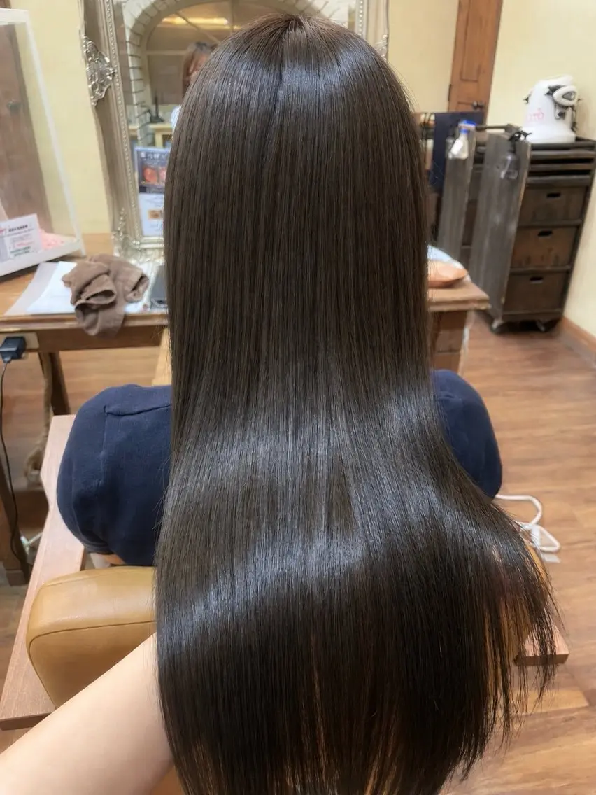 ロング カラー オリーブカラー ヘアカラー トリートメント Satsuki🤍 /カラーモデル募集中のヘアスタイル