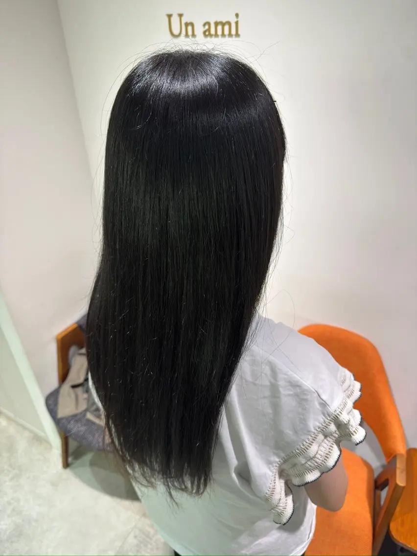 ロング Unami ／RIKUのヘアスタイル