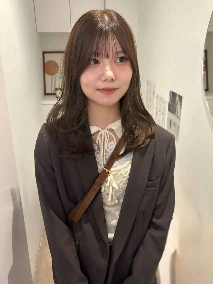 ミディアム カラー 透明感カラー カット ヘアカラー トリートメント 透明感カラー🫧 nanohaのヘアスタイル