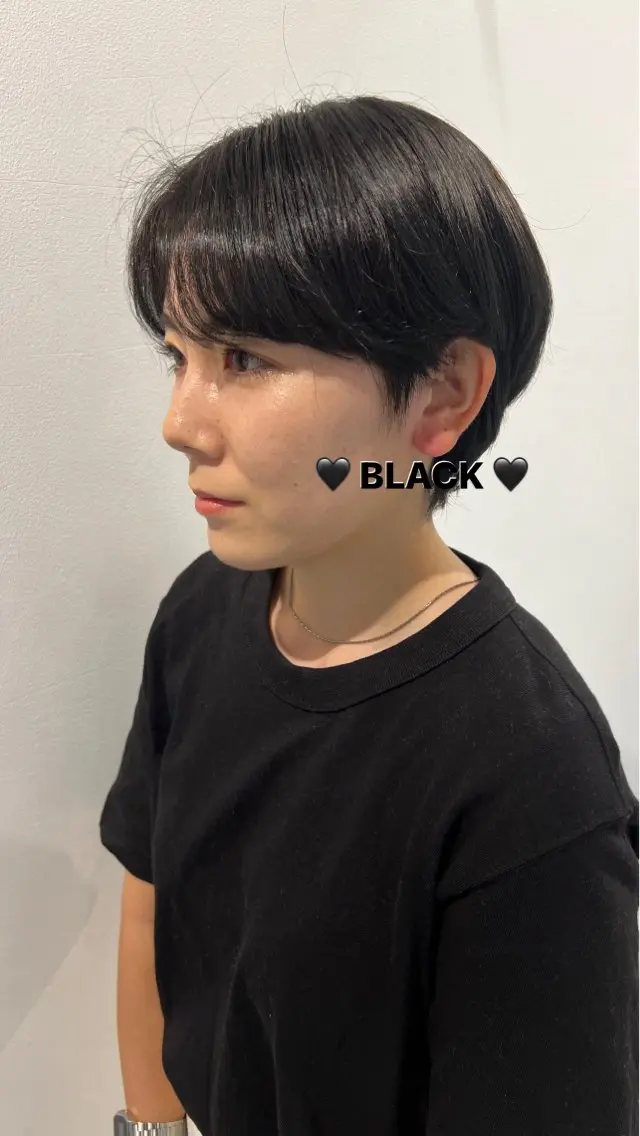 ショート カラー 💚 AKI 💚のヘアスタイル