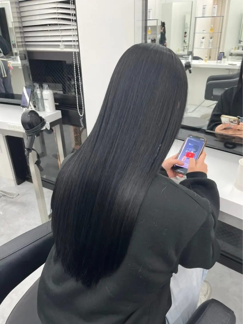 カラー noa🎀美髪縮毛/ 透明感カラーのヘアスタイル