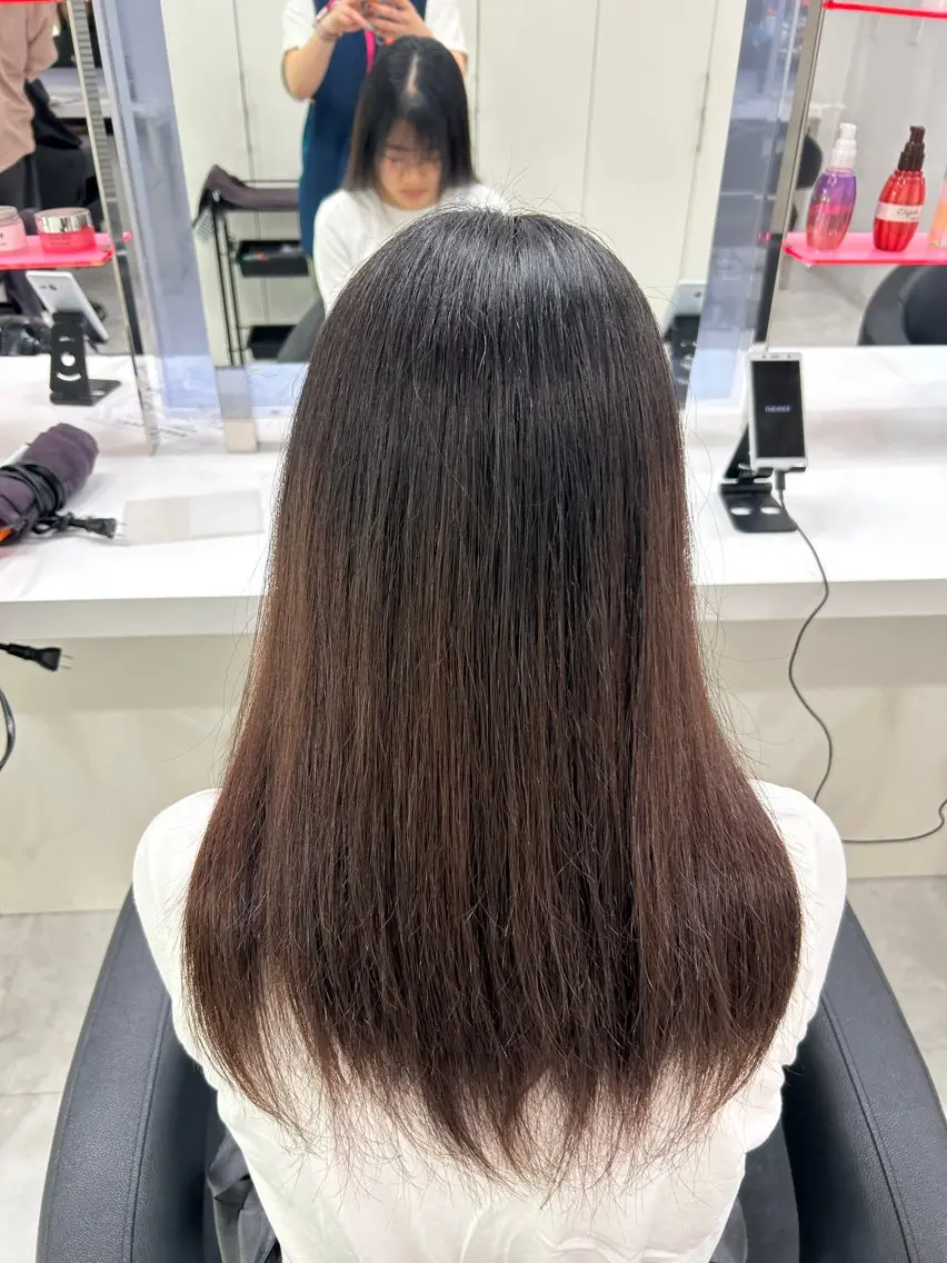 ロング トリートメント モテ艶🪄透明感カラ ー🦋RION🦋のヘアスタイル