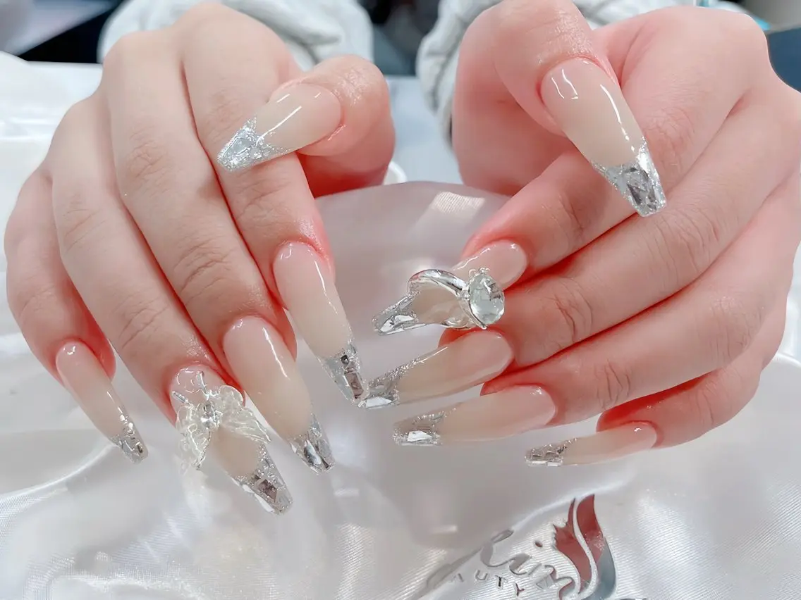 ネイル アートネイル ロングネイル スカルプネイル ネイルチップ ハンドネイル Rin Nail 新大久保店のネイルデザイン