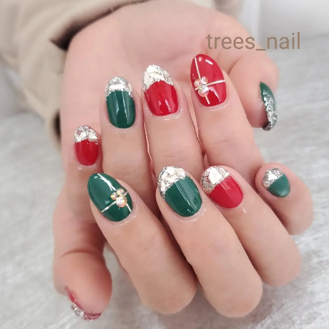 ネイル trees_ nailのネイルデザイン