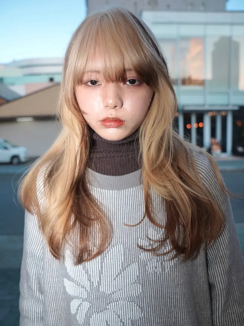 ロング カラー ブリーチ カット ヘアカラー トリートメント Kaito🐶 /デザイン/レイヤーのヘアスタイル