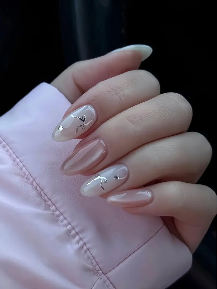 ネイル アートネイル チークネイル 氷ネイル・うるうるネイル 韓国ネイル マグネットネイル ハンドネイル NAILS168 新大久保店のネイルデザイン