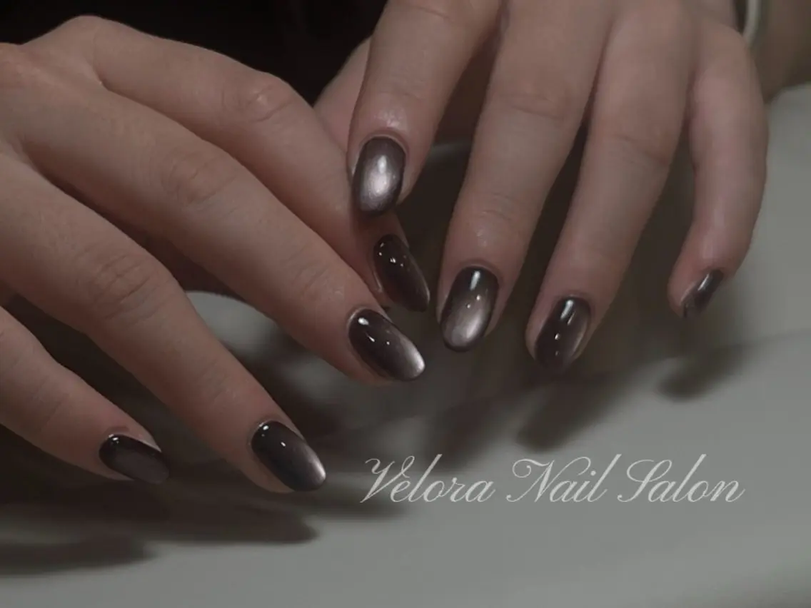 ネイル フラッシュネイル マグネットネイル ハンドネイル VELORA NAILのネイルデザイン