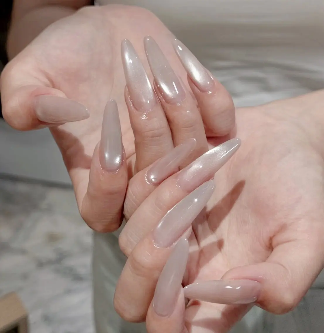 ネイル チークネイル 長さ出し フレンチネイル ガーリー 韓国ネイル ハンドネイル Sun Nail 池袋のエステ・リラクイメージ
