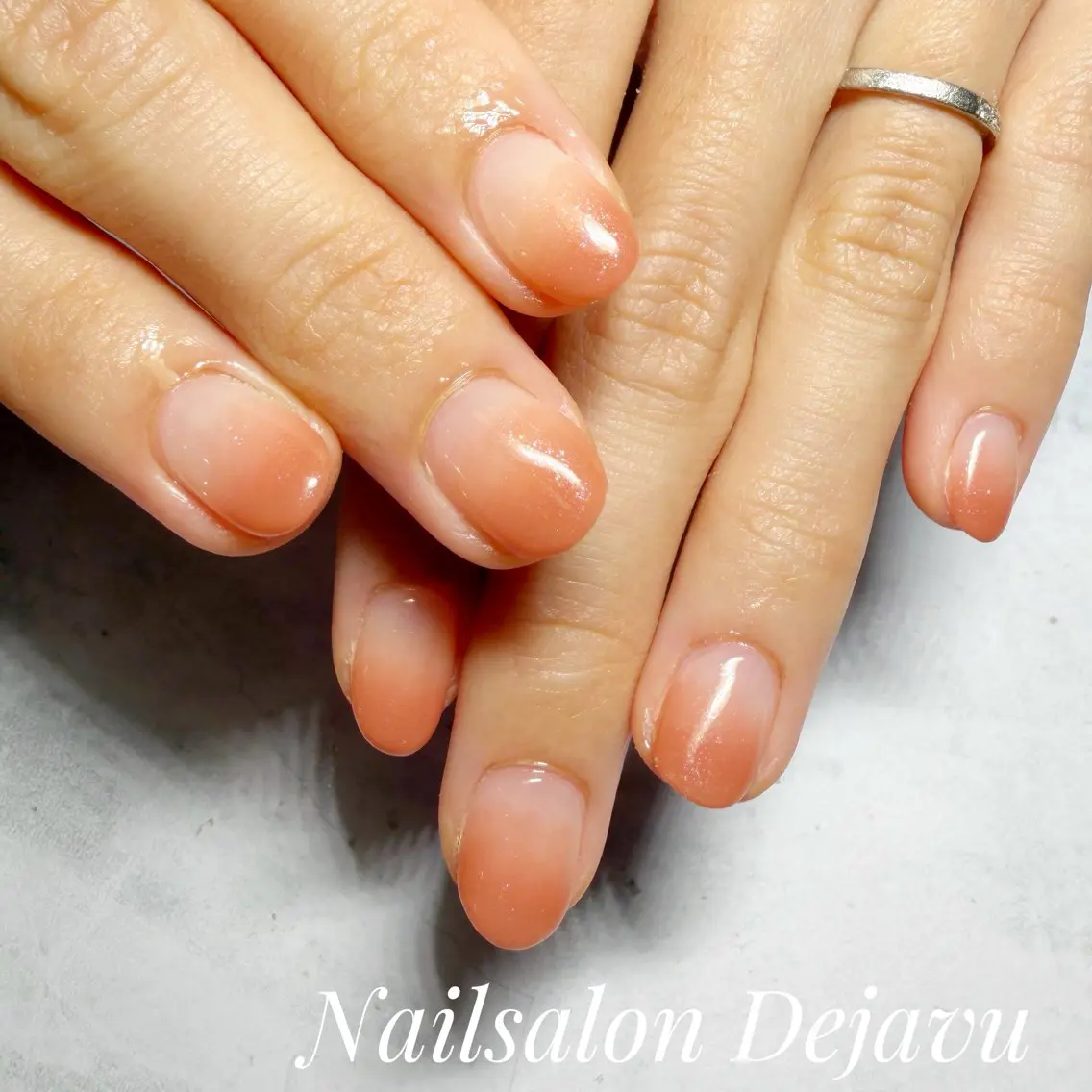 ネイル グラデーション ハンドネイル Nailsalon Dejavuのネイルデザイン