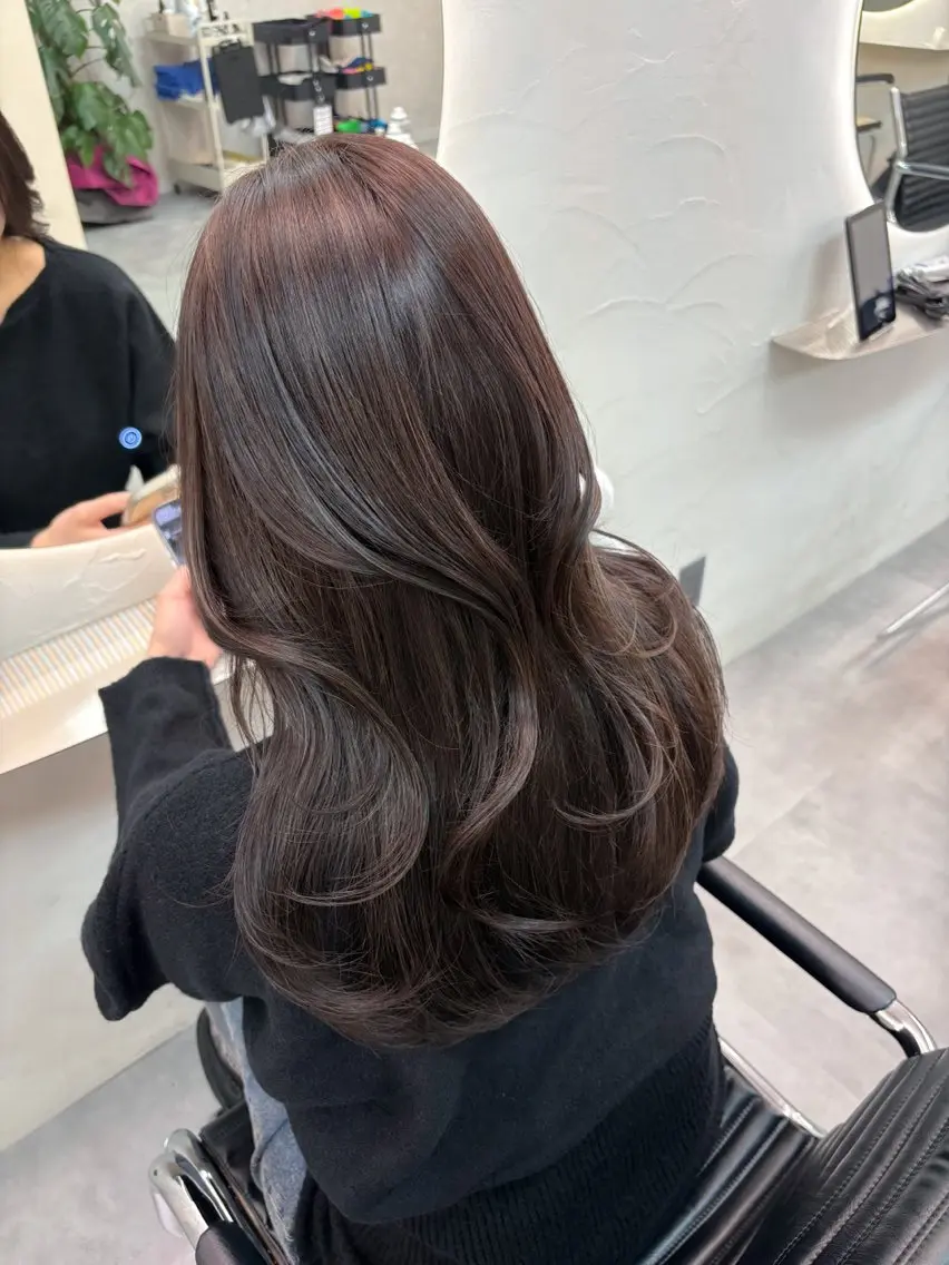 カラー グレージュ オリーブグレージュ オリーブグレー Hz/ヘルツ SHIHOのヘアスタイル