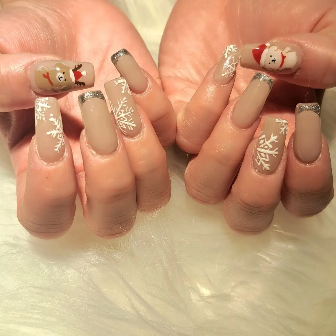 ネイル アートネイル 長さ出し 持ち込み スカルプネイル 冬ネイル ハンドネイル Nail mood デザイン持ち込みokのネイルデザイン