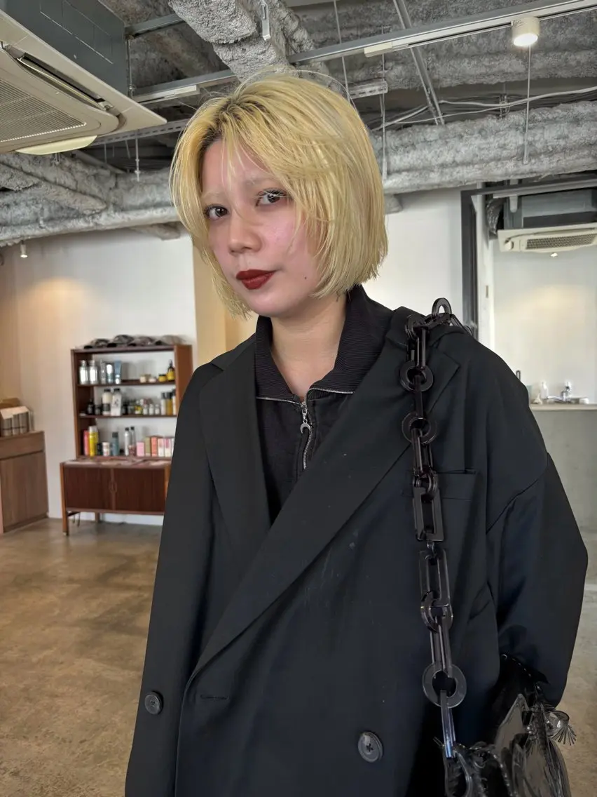 ショート 顔まわりレイヤー 顔周りカット レイヤーカット カット yu maのヘアスタイル