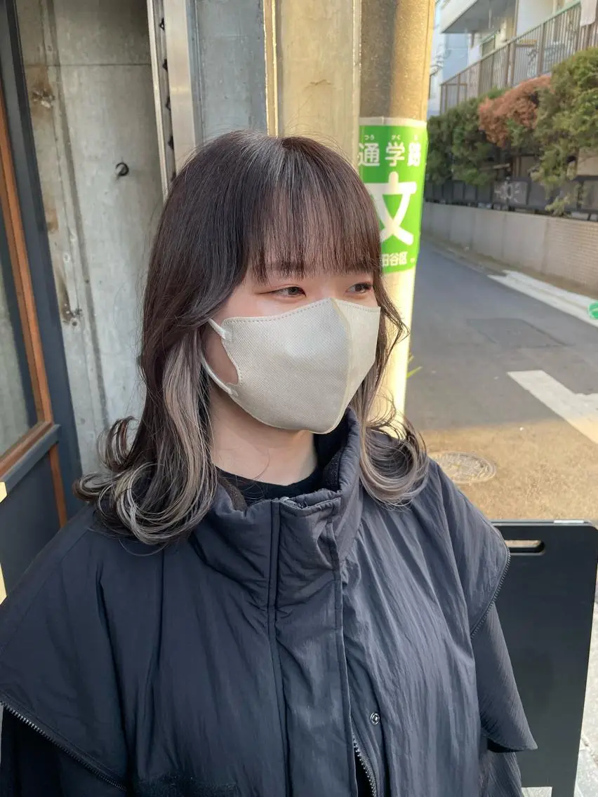 【ミニモ平日学割U24】カット+イヤリングカラー (全体カラー+2000)の写真