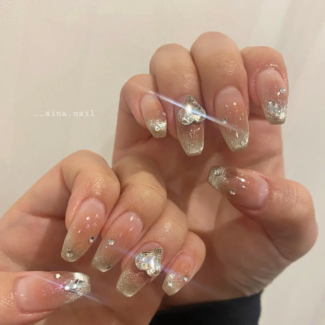 ネイル Nailist Ainaのネイルデザイン