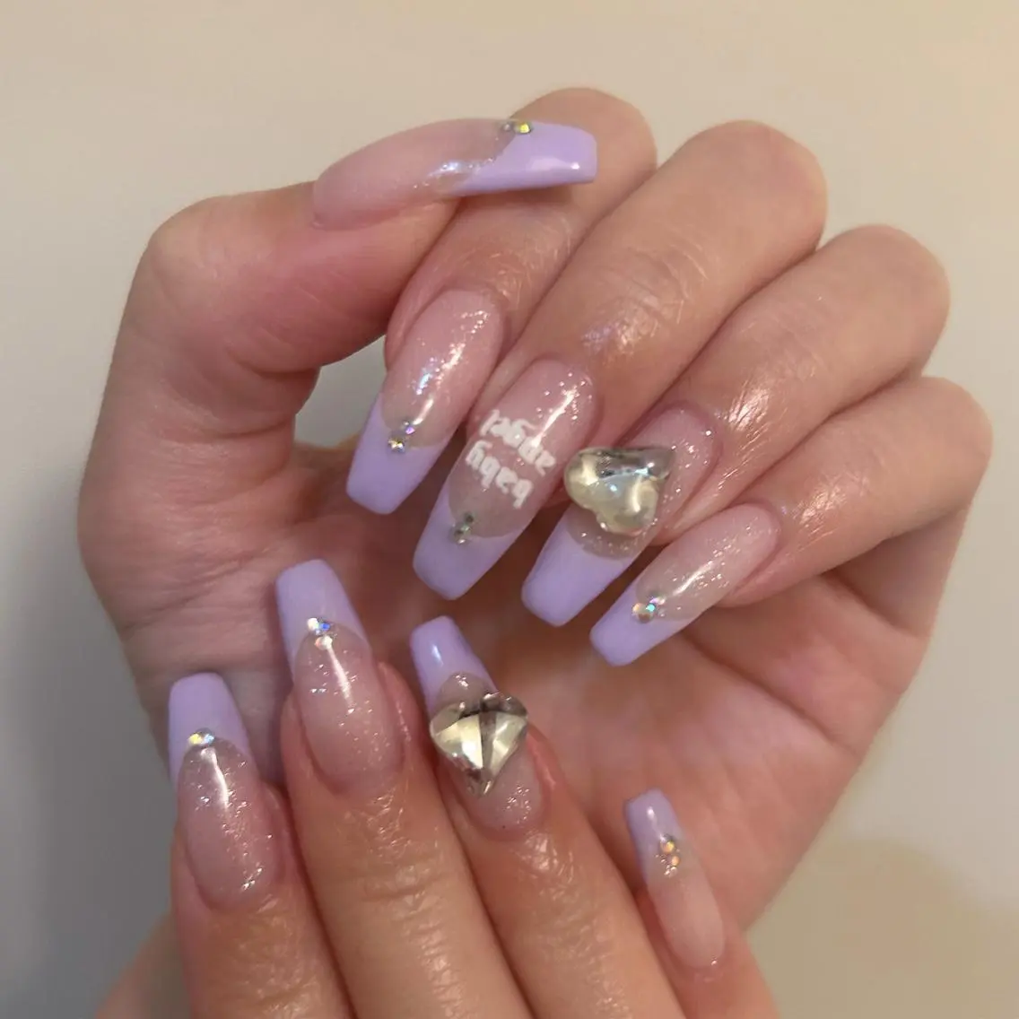 ネイル ハンドネイル ViViA momokaのネイルデザイン