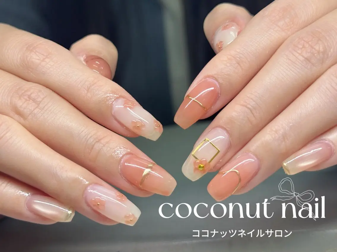 ネイル べっ甲ネイル フレンチネイル キラキラネイル マグネットネイル 大理石ネイル(マーブル) 神田 ココナッツのネイルデザイン