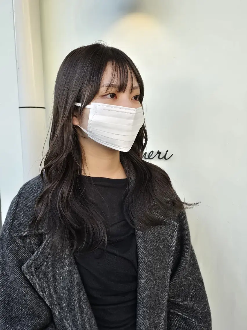 セミロング アッシュ アッシュグレー アッシュグレージュ カット ヘアカラー トリートメント 透明感🫧艶カラー✨ レイヤー✂渡辺祐輔のヘアスタイル