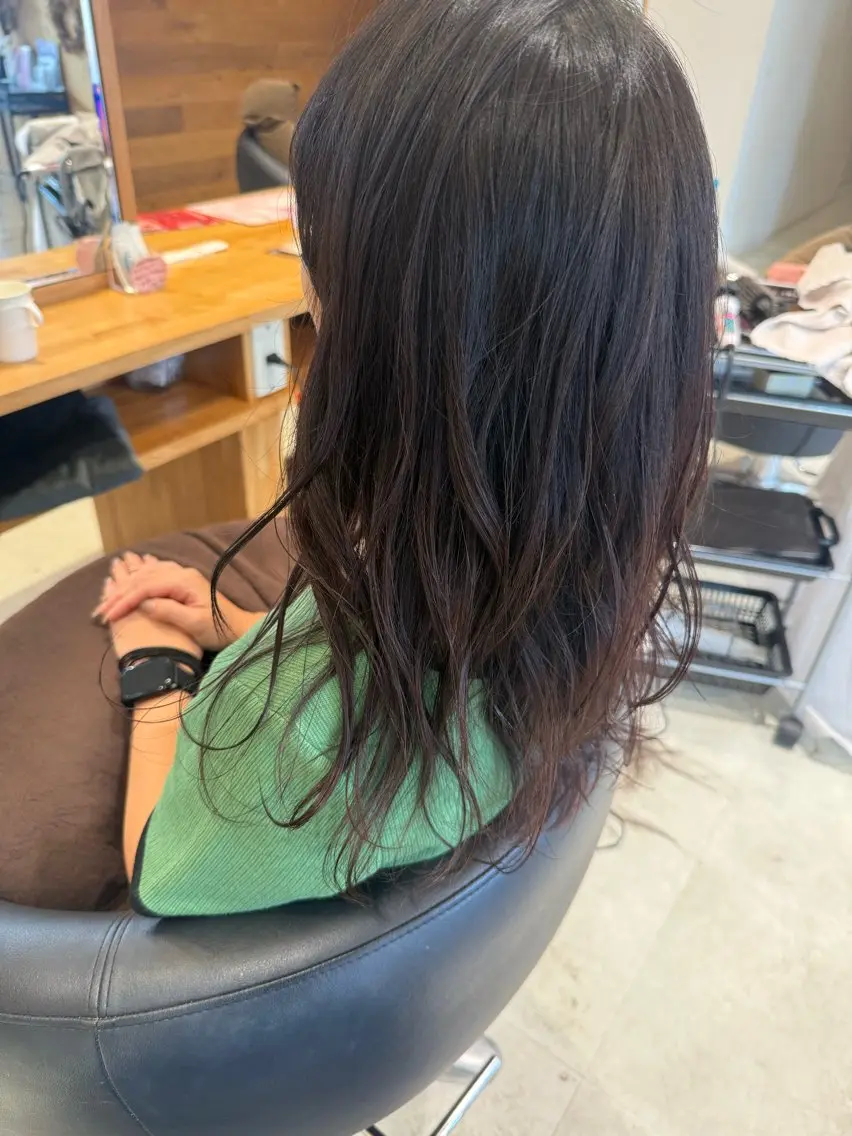 ロング レイヤーカット カット ヘアカラー 花田 梨佳のヘアスタイル