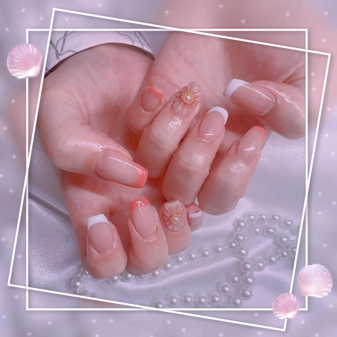 ネイル フレンチネイル キラキラネイル 韓国ネイル マグネットネイル マグネットフレンチ ハンドネイル ハンドケア Chill Nailsalonのネイルデザイン
