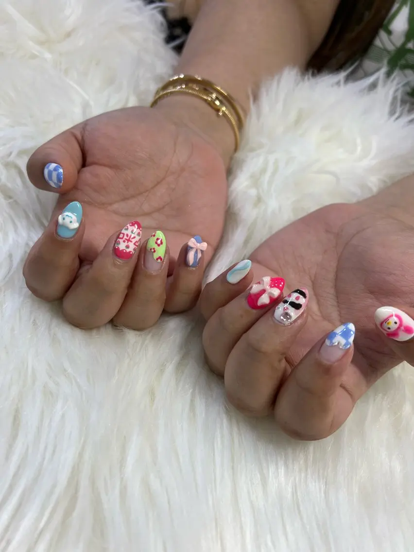 ネイル ハンドネイル フットネイル ハンドケア Miyagi Asamiのネイルデザイン