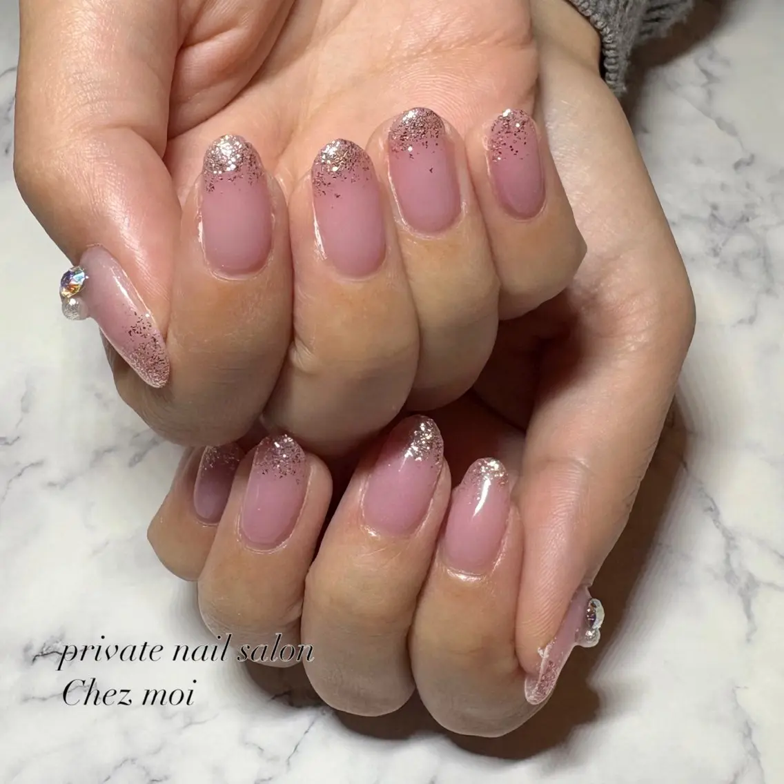 ネイル ラメ(グリッター) ラメグラデーション KOMINE TOMOKOのネイルデザイン