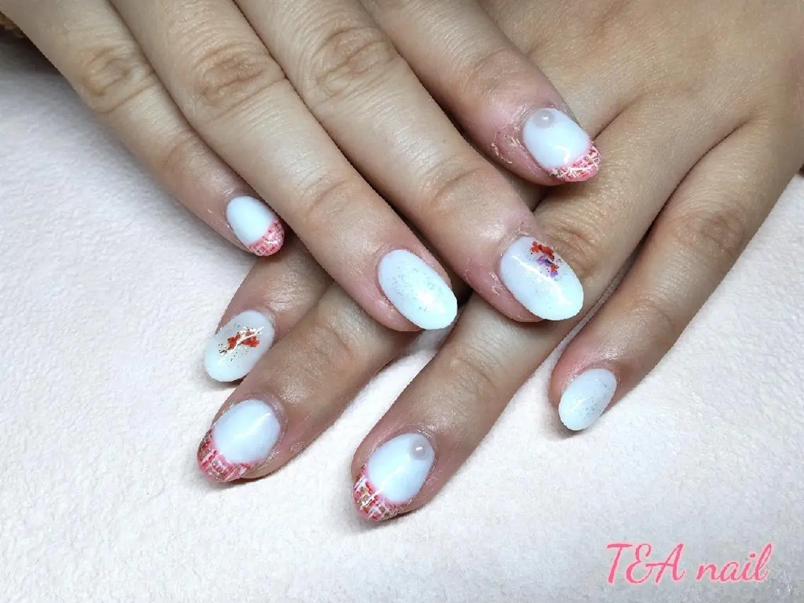 ミディアム ネイル 長さ出し フレンチネイル ジェルネイル ニュアンスネイル スカルプネイル T&A nailのネイルデザイン