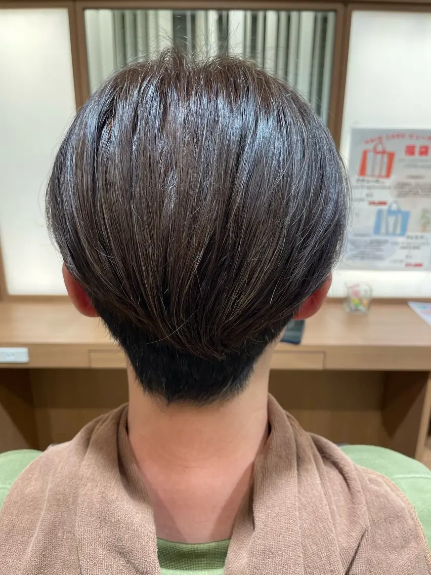 カラー メンズ 長宗 智也のヘアスタイル