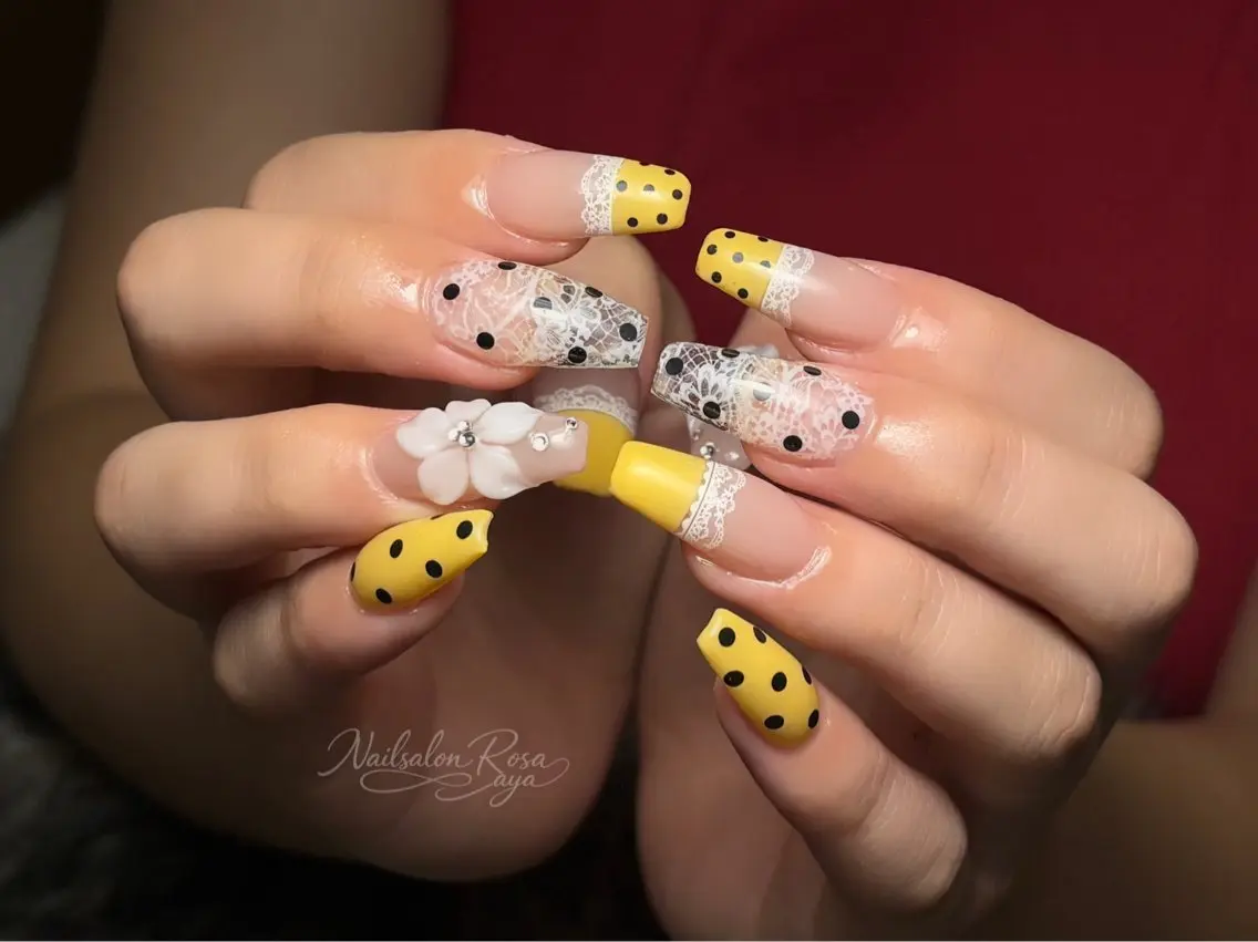 ネイル nailsalon ROSAのネイルデザイン