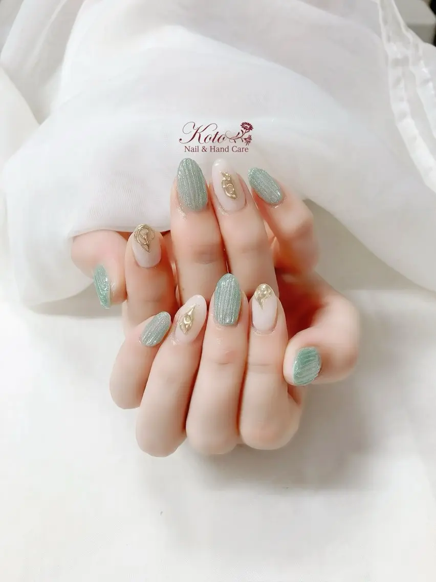 ネイル 長さ出し ジェルネイル 持ち込み ニュアンスネイル 赤色 Nail Salon KOTOのネイルデザイン