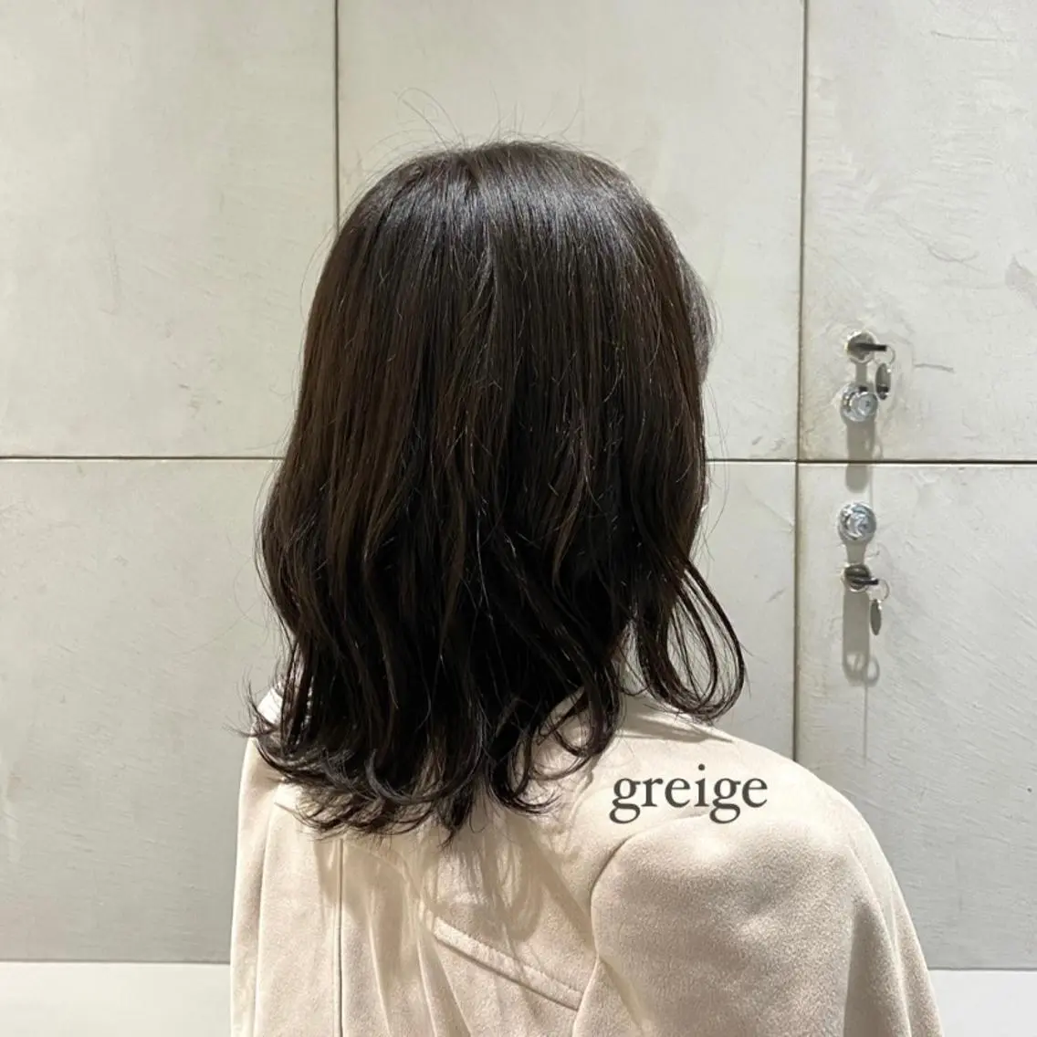 ミディアム カラー グレージュ ヘアカラー 艶感/ナチュラル 🌿マアヤのヘアスタイル