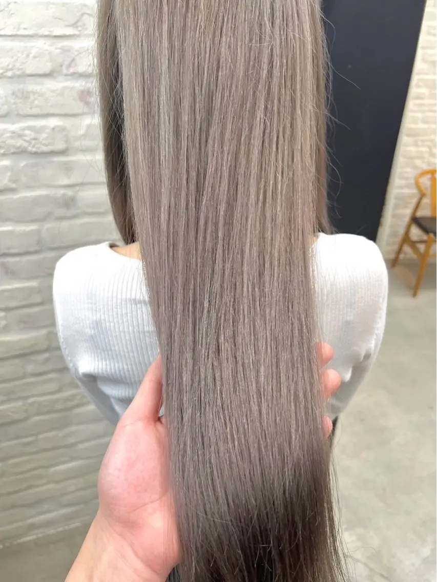 【モデル】ブリーチ+カラーの写真