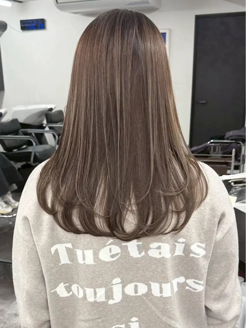 セミロング 大塚 加奈恵のヘアスタイル