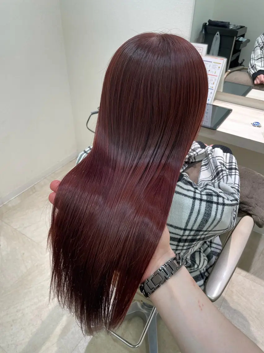 ロング カラー ブリーチ ブラウンカラー ブリーチなしカラー レッドカラー レッドブラウン カット ヘアカラー トリートメント 田中 郁也のヘアスタイル