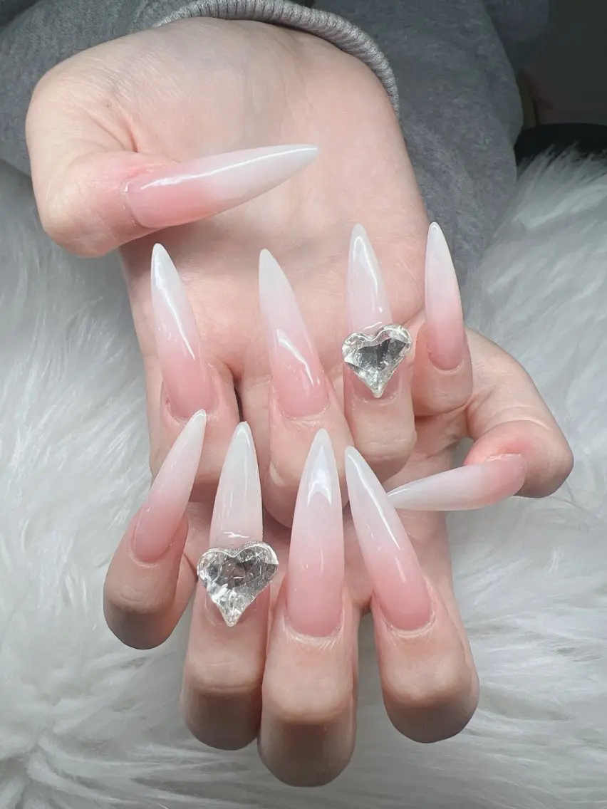 ネイル ハンドネイル Lee Nails チップ長さだし専門店のネイルデザイン