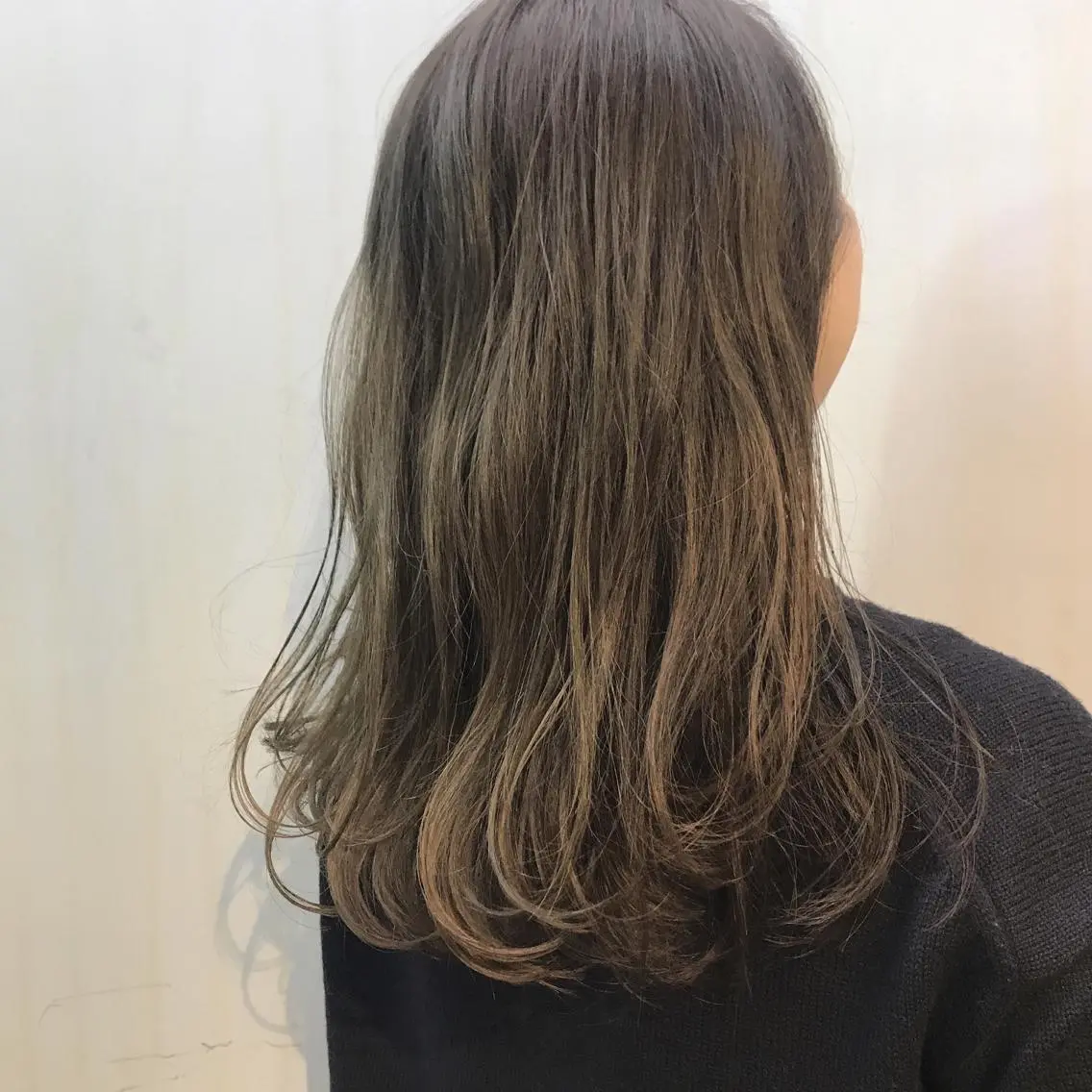 セミロング ボブ♡柔らかいカラー 實松栞理のヘアスタイル