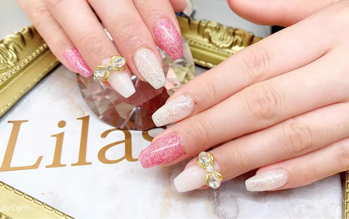ネイル クリアネイル フレンチネイル ジェルネイル ハードジェル ラメ(グリッター) Lilas Nailのネイルデザイン